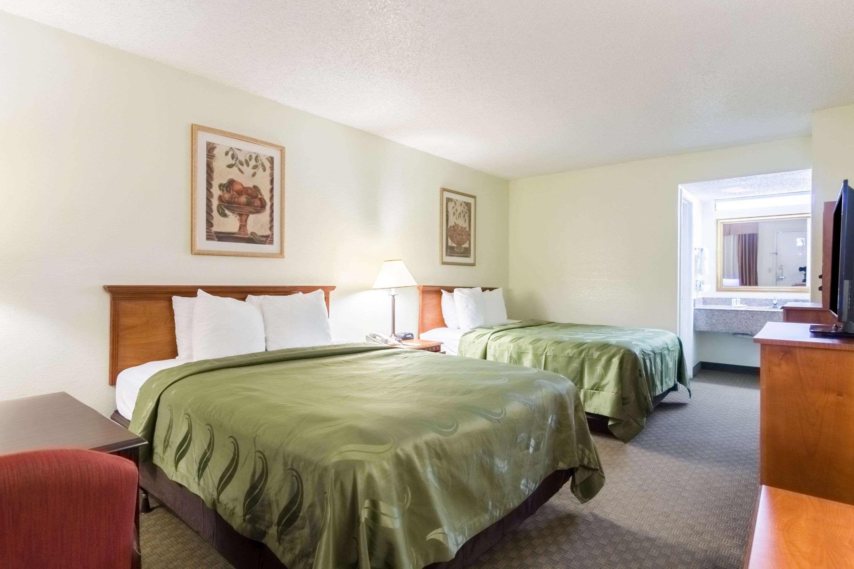 Quality Inn & Suites Of Alma - Northeast From Fort Smith Экстерьер фото