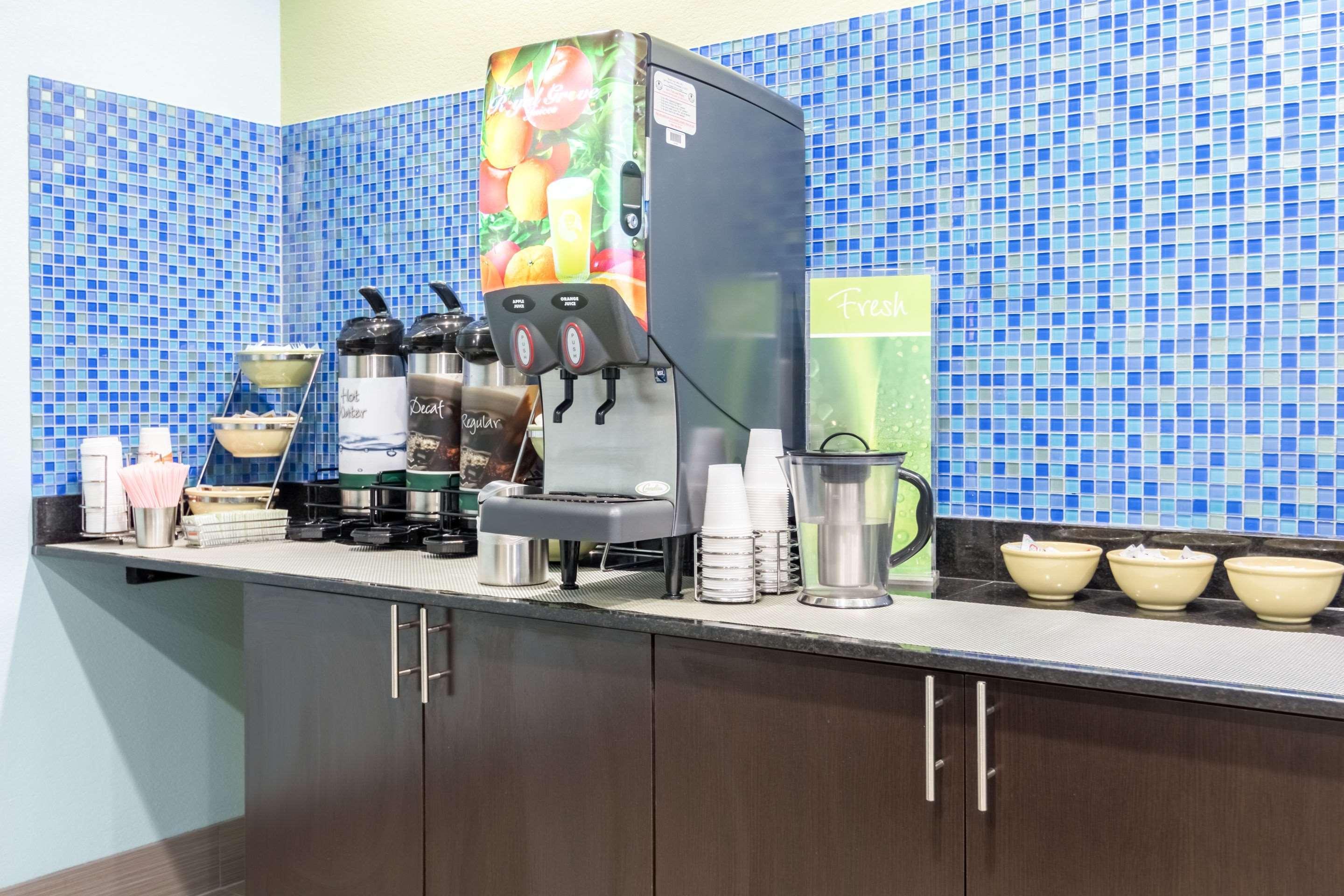 Quality Inn & Suites Of Alma - Northeast From Fort Smith Экстерьер фото