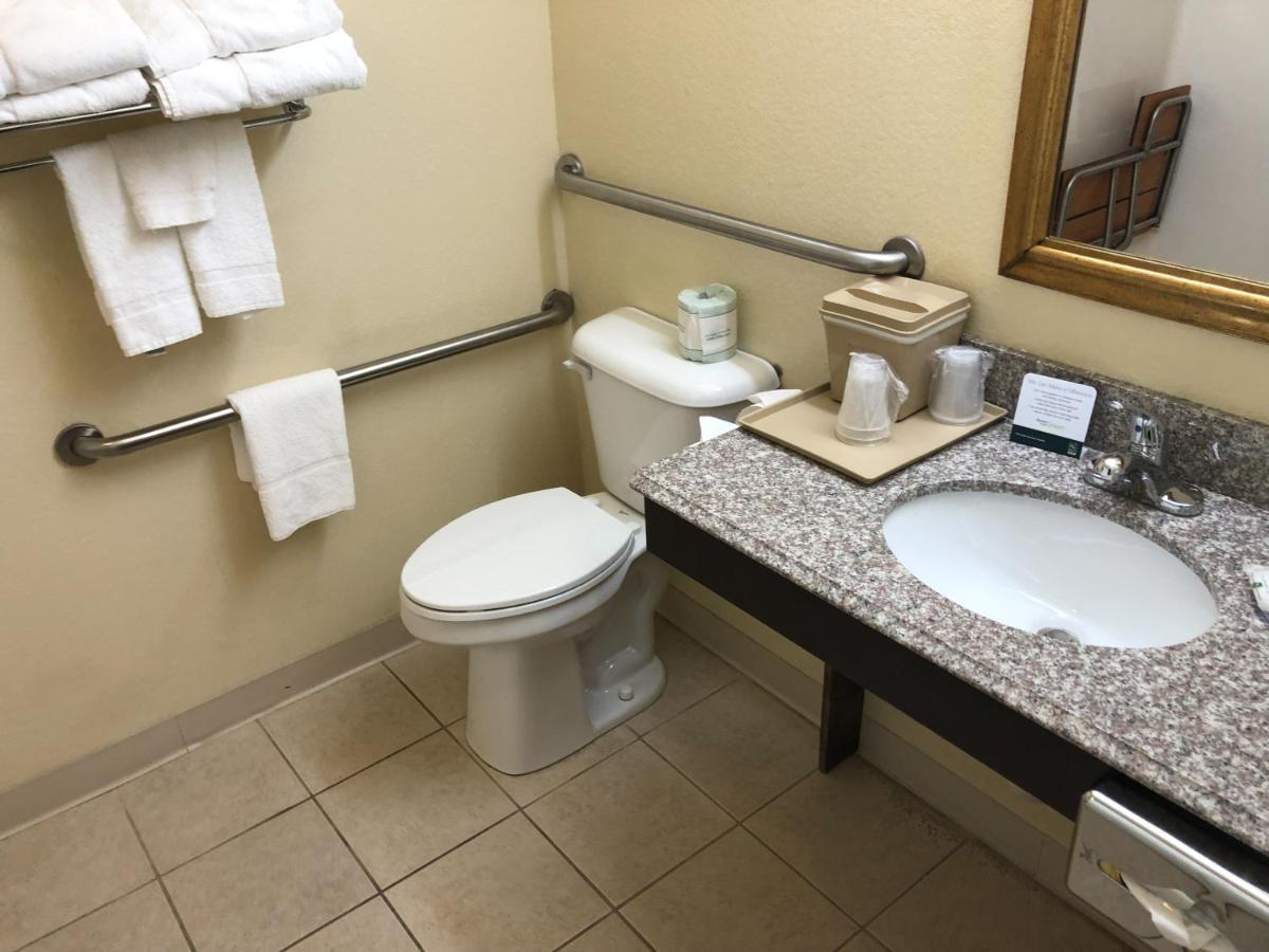 Quality Inn & Suites Of Alma - Northeast From Fort Smith Экстерьер фото
