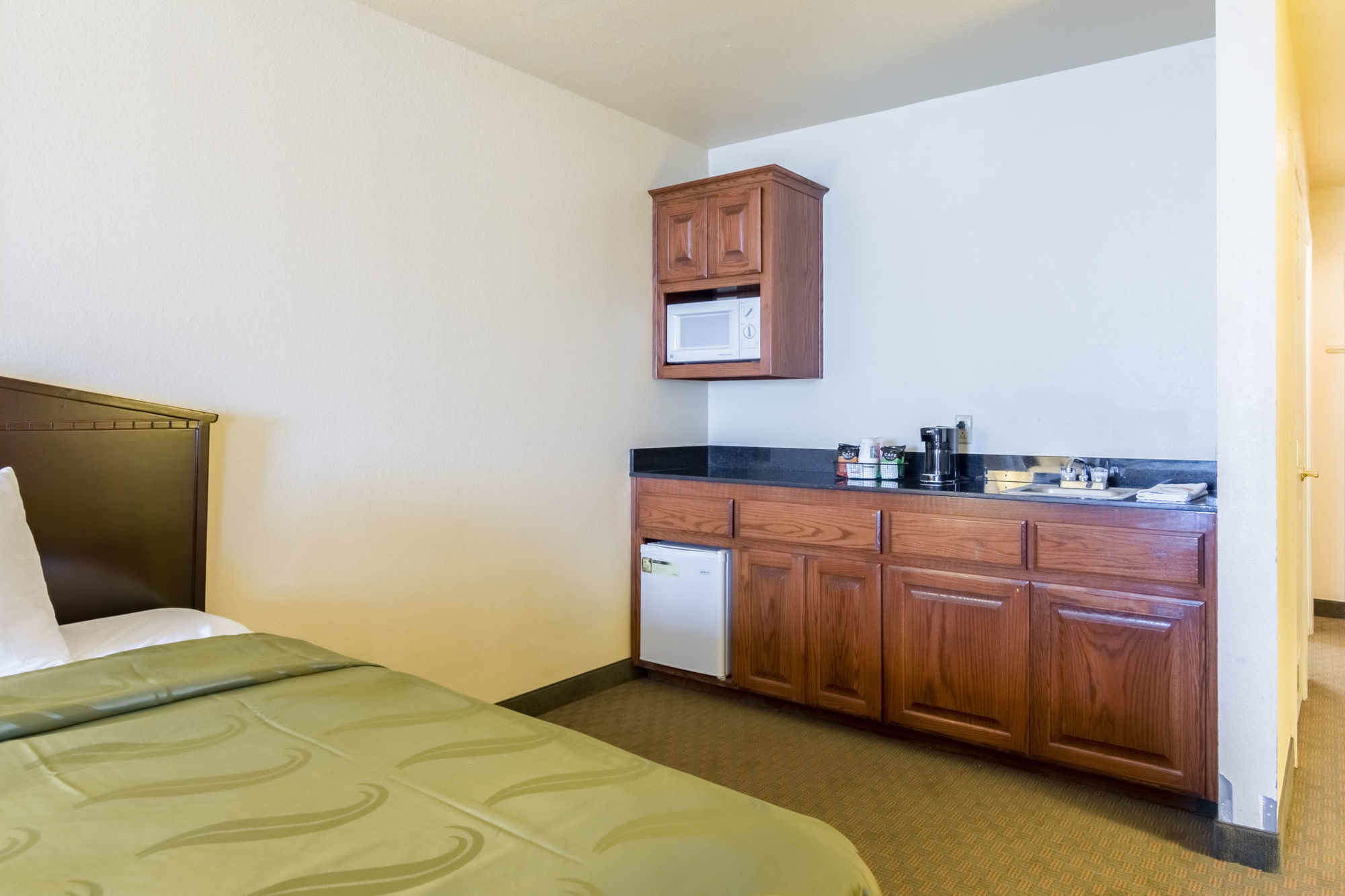 Quality Inn & Suites Of Alma - Northeast From Fort Smith Номер фото